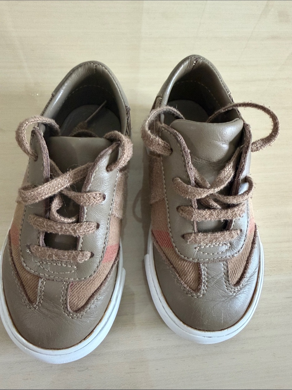 Burberry Brown and Tan Kids Lace-Up Dress Shoes